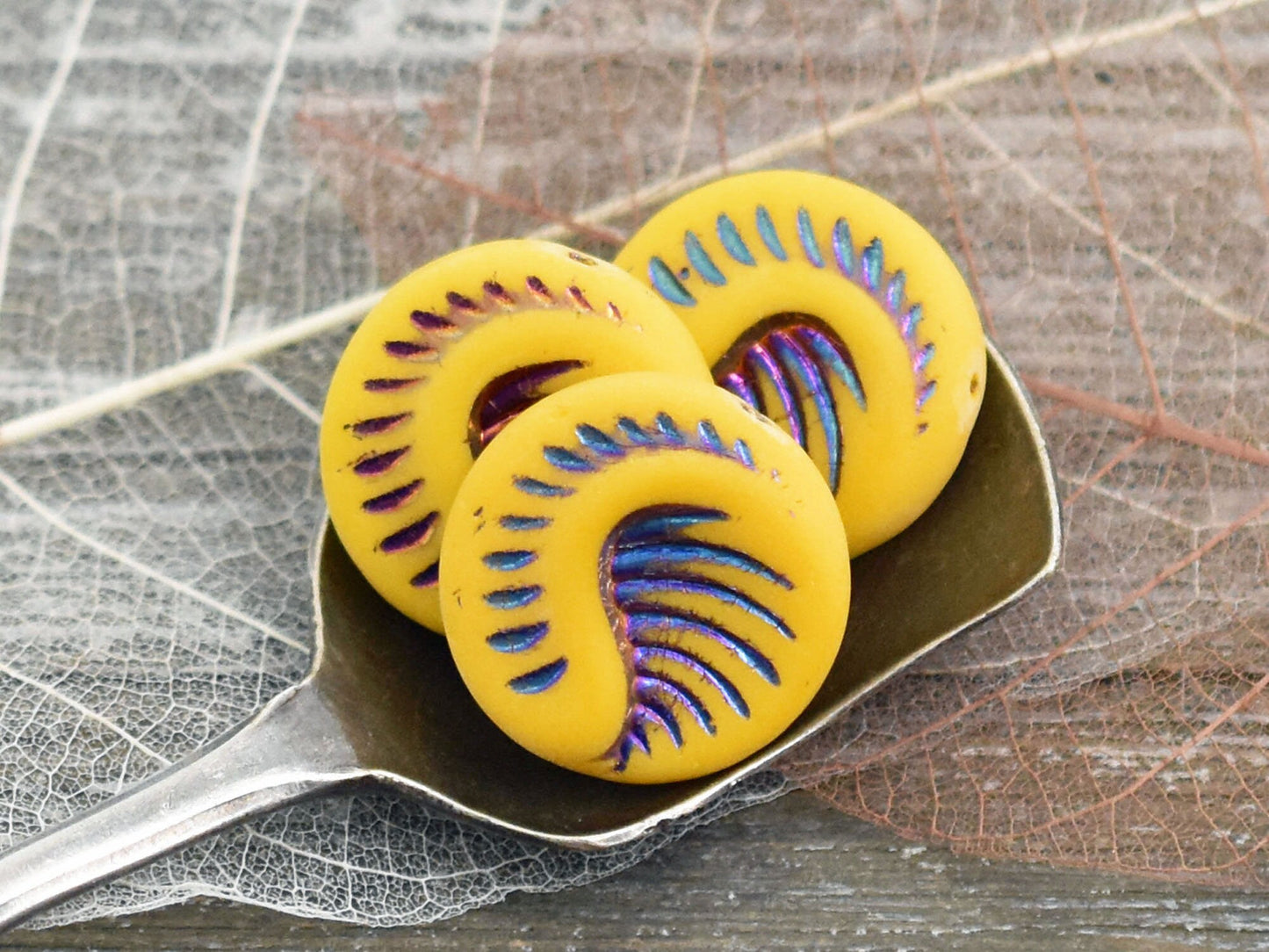 Large Coin Beads - Czech Glass Beads - Fossil Beads - Focal Beads - Matte Beads - 19mm - 2pcs (4527)