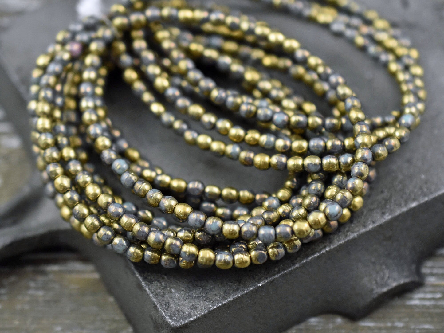 Czech Glass Beads - 3mm Beads - Round Beads - 3mm Druk - Druk Beads - Small Beads - 50pcs - (4573)