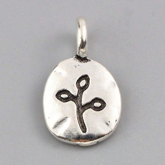 *10* 19x11m Antique Silver Leaf Tag Charms