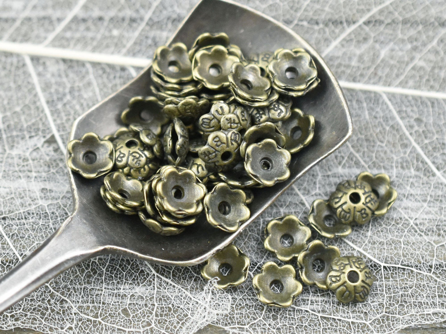 *250* 6mm Antique Bronze Bead Caps