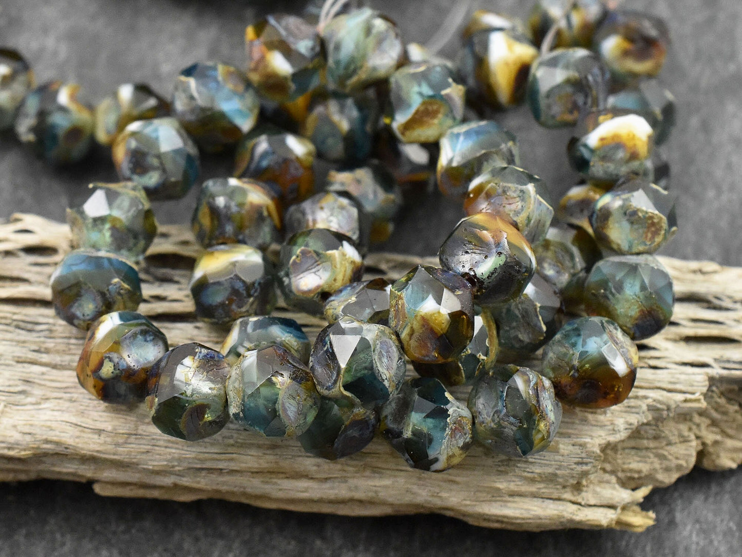 Picasso Beads - Czech Glass Beads - Central Cut Beads - Round Beads - 9mm - 15pcs - (817)