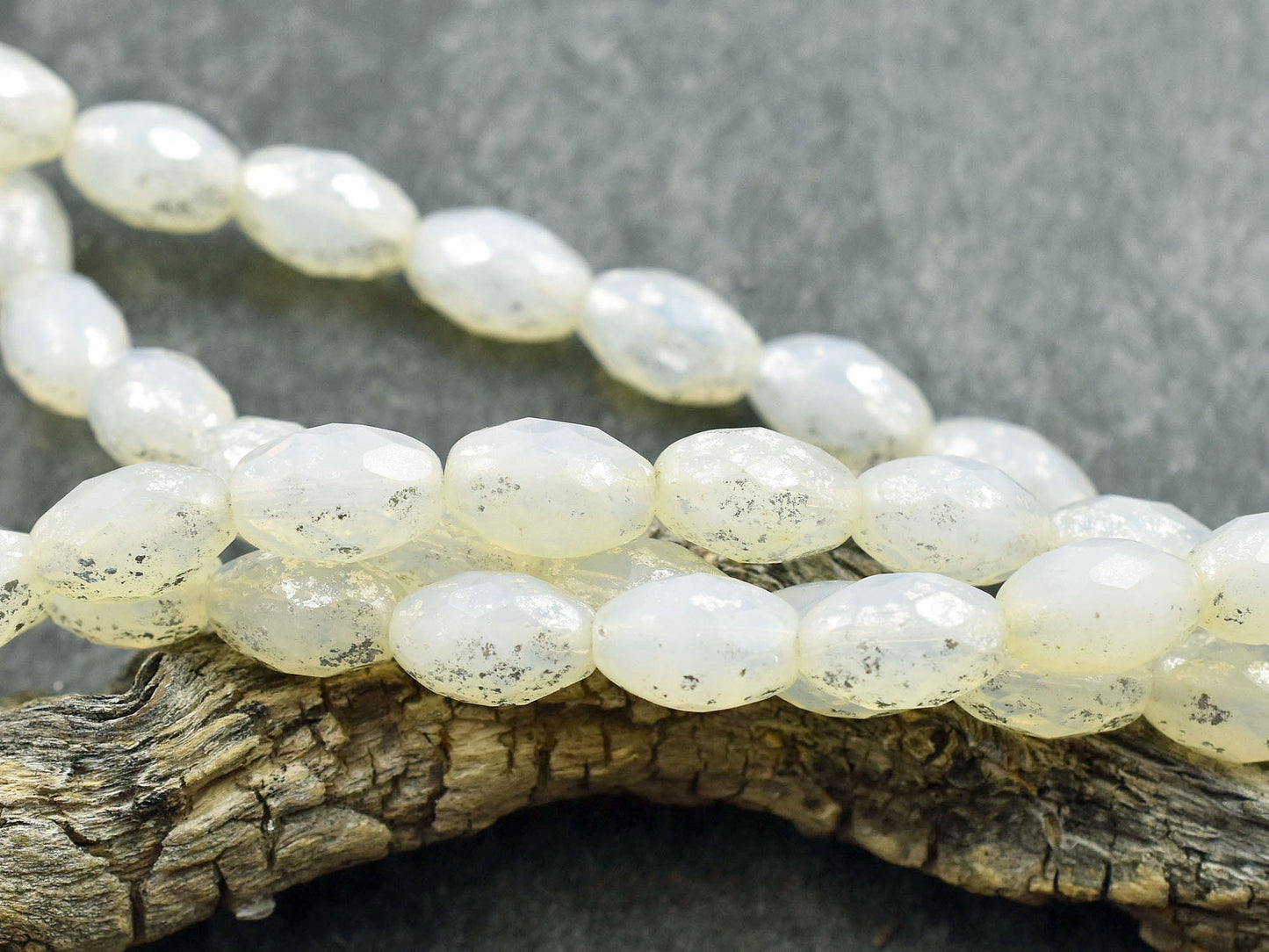 Czech Glass Beads - Mercury Beads - Opaline Beads - Faceted Beads - Fire Polished Beads - Oval Beads - 12x8mm