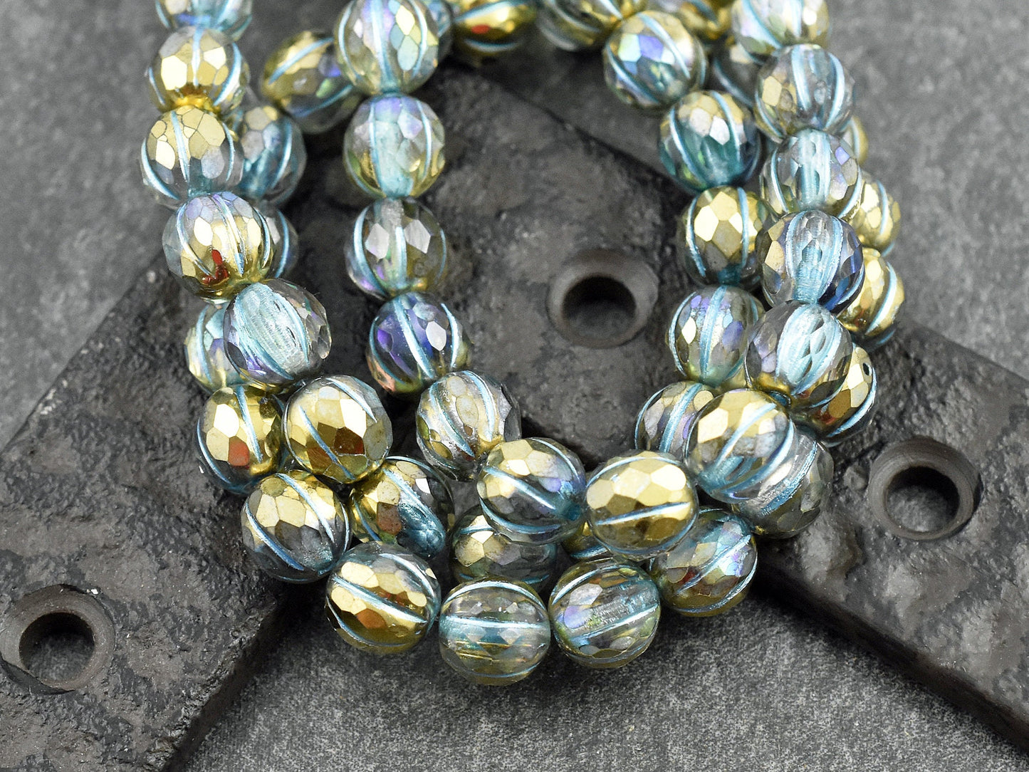 Czech Glass Beads - 8mm Melon Beads - Faceted Melon - Crystal Beads - Round Beads - 8mm - 20pcs (A111)