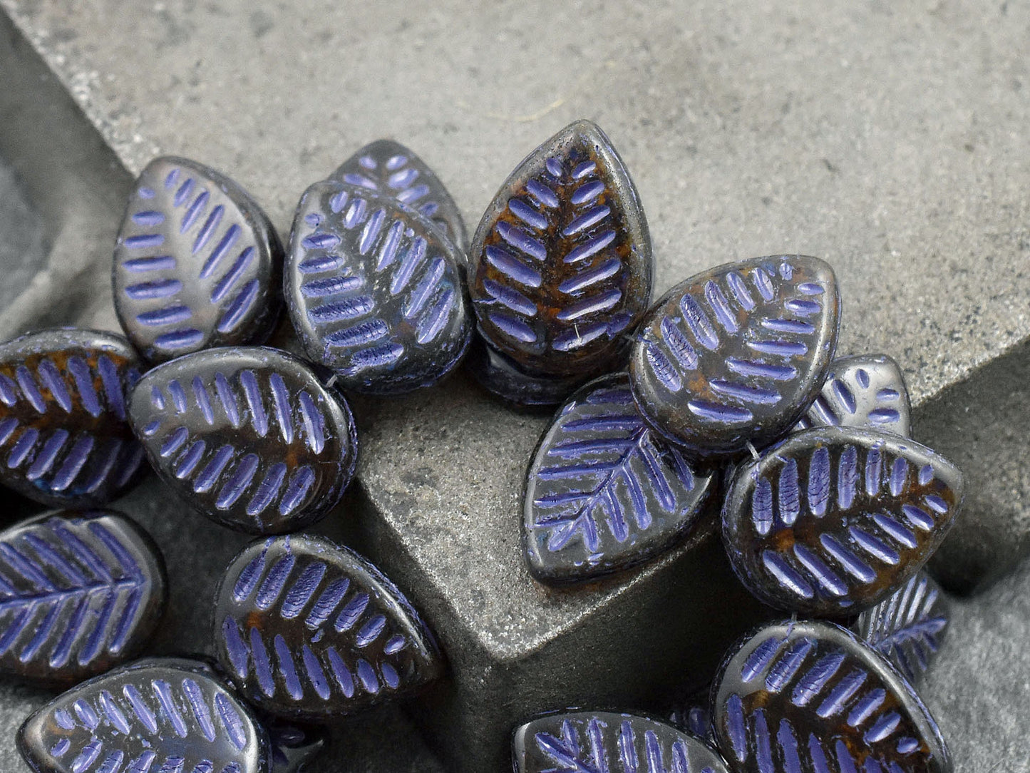 Picasso Beads - Top Hole Leaf Beads - Czech Glass Beads - Leaf Beads - Czech Leaves - Top Drilled Leaf - Top Hole - 16x12mm - 15pcs - (361)