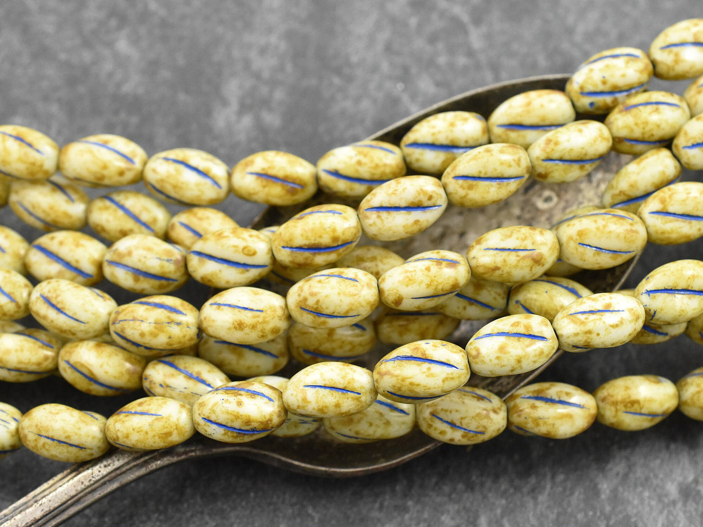 Picasso Beads - Czech Glass Beads - Oval Beads - Coffee Bean Beads - 17pcs - 8x11mm - (B251)