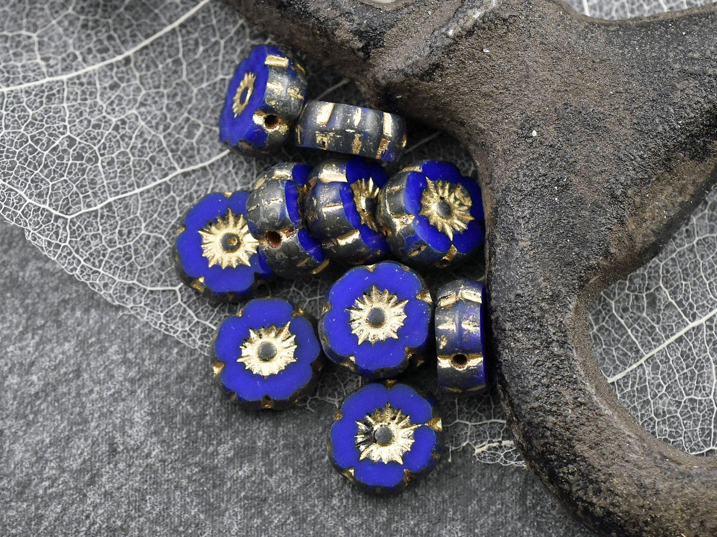 Czech Glass Beads - Hawaiian Flower Beads - Picasso Beads - Czech Glass Flowers - 8mm - 15pcs - (4492)