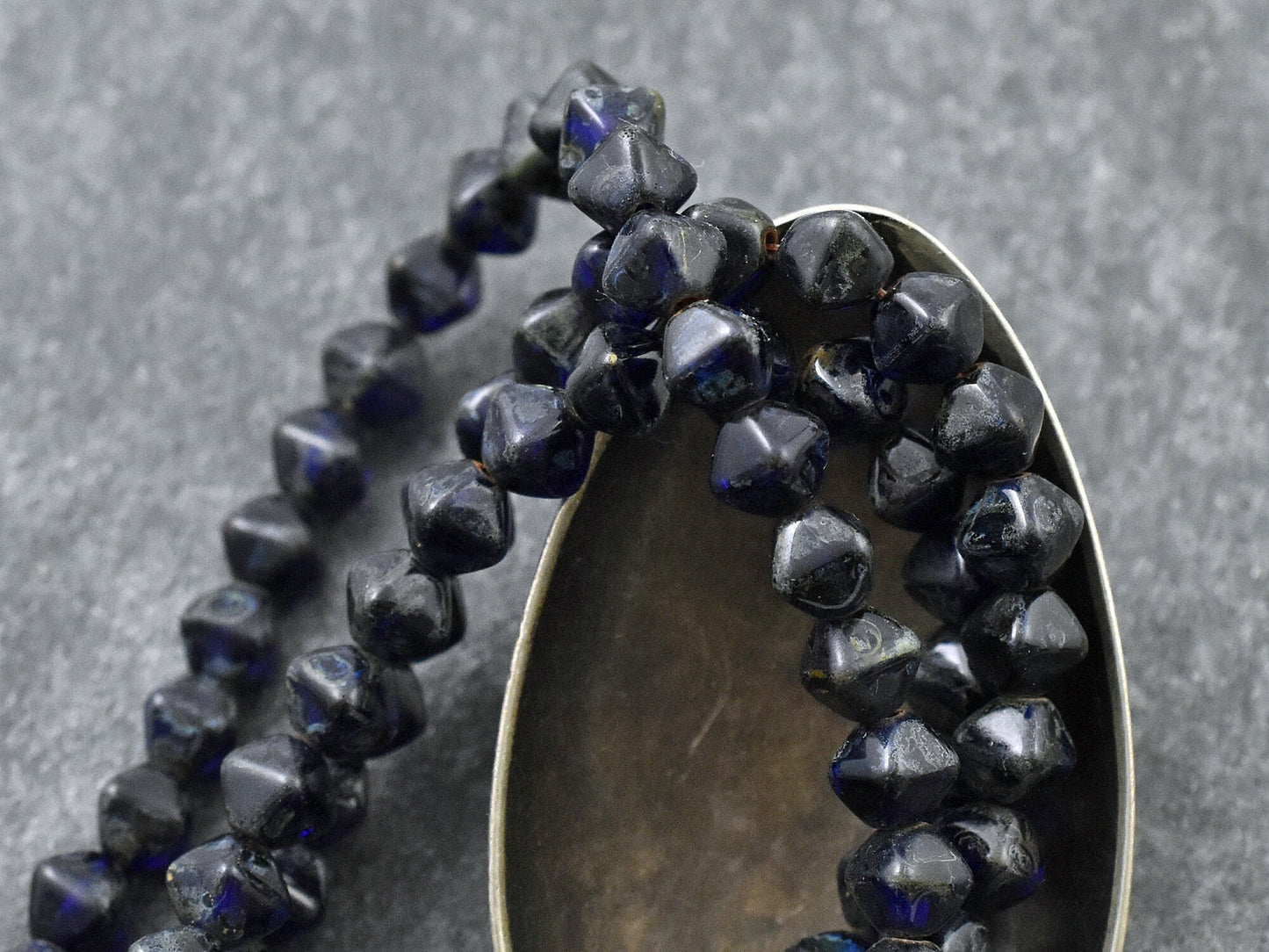 Picasso Beads - Czech Glass Beads - Lucerna Bicone - Bicone Beads - Rustic Beads - 6mm - 40pcs - (B558)