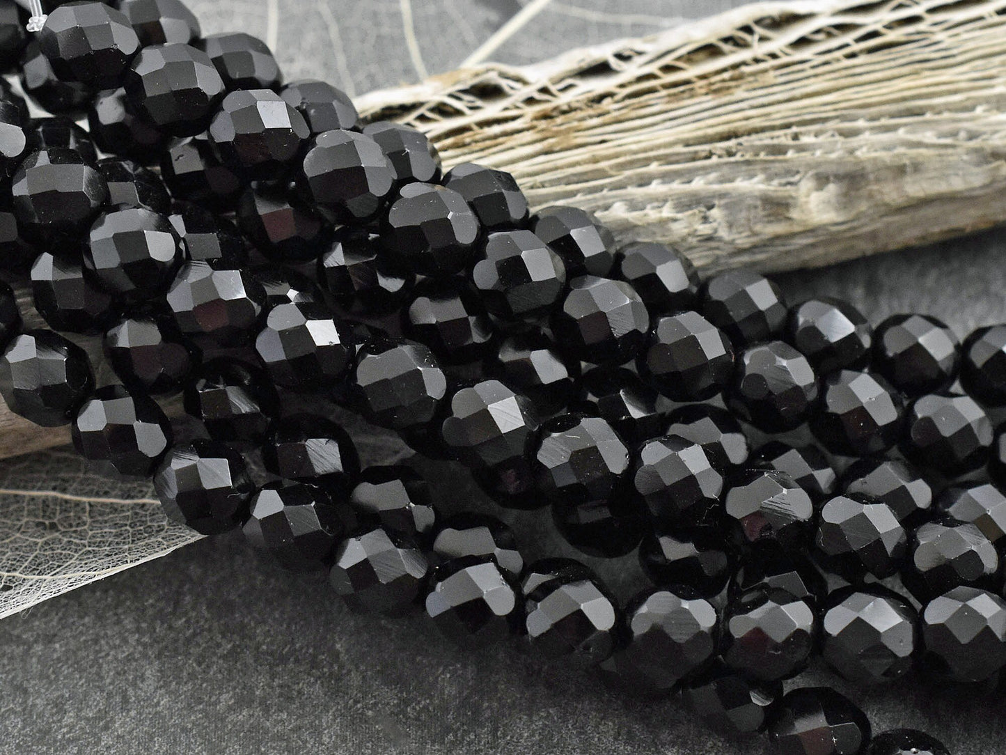 Czech Glass Beads - Fire Polished Beads - Jet Black Beads - Round Beads - 8mm Beads - 25pcs (A87)
