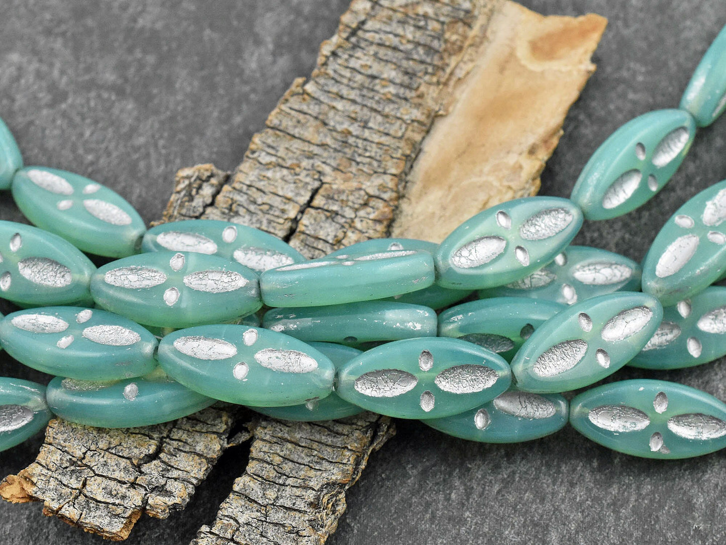 Czech Glass Beads - Marquise Beads - Cross Beads - Spindle Beads - Chunky Beads - 20x8mm - 10pcs (1640)