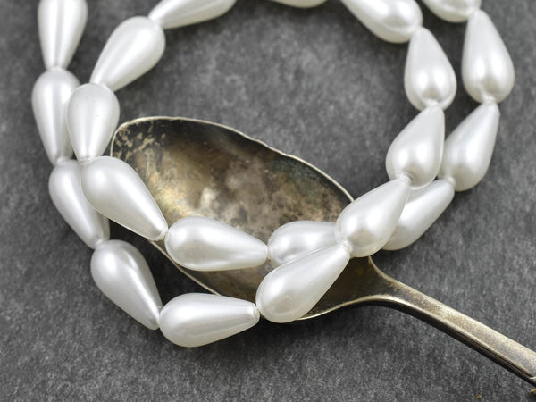 Pearl Beads - Glass Beads - Tear Drop Bead - White Pearl - Wedding Jewelry Beads - 15x8mm - 16" Strand - (B660)
