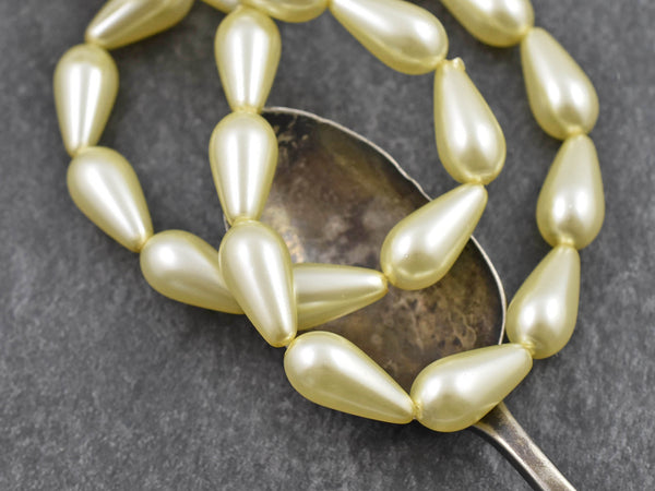 Pearl Beads - Glass Beads - Tear Drop Bead - Ivory Pearls - Wedding Jewelry Beads - 15x8mm - 16" Strand - (B905)