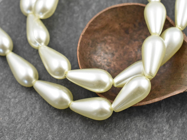 Pearl Beads - Glass Beads - Tear Drop Bead - Cream Pearls - Wedding Jewelry Beads - 15x8mm - 16" Strand - (2429)