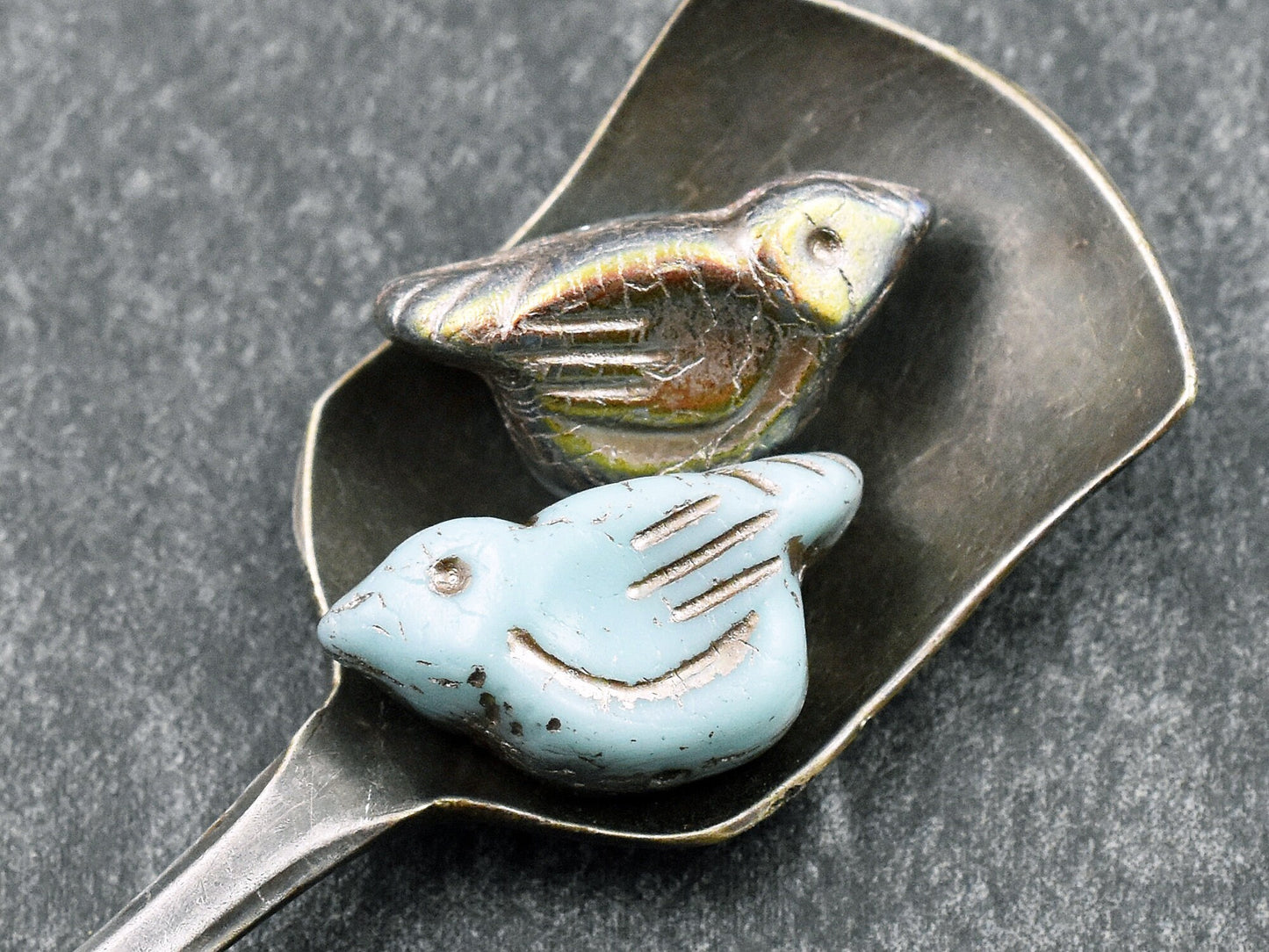 Bird Beads - Czech Glass Beads - Animal Beads - Czech Glass Birds - 6pcs - 11x22mm - (B229)