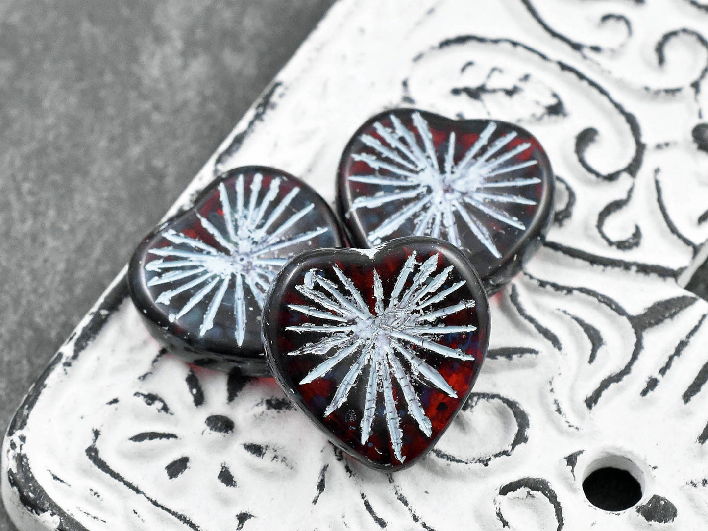Red Heart Beads - Czech Glass Beads - Czech Glass Heart - Focal Beads - 18mm - 6pcs - (466)