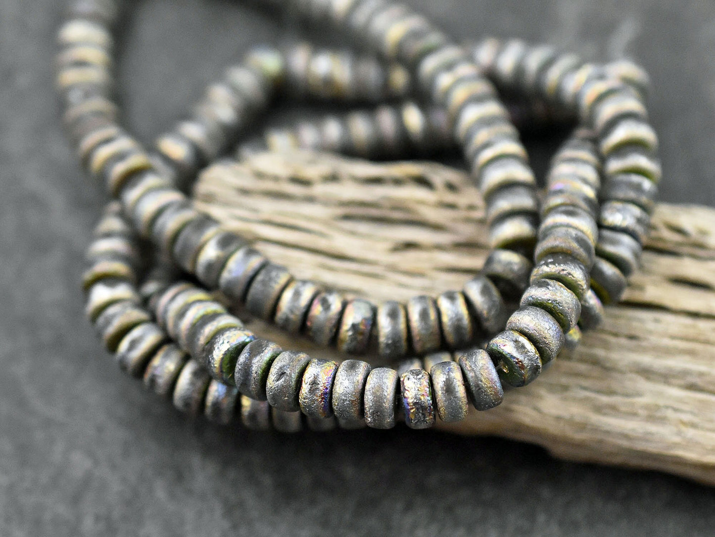 Czech Glass Beads - Heishi Beads - Spacer Beads - Rondelle Beads - 6x3mm - 50pcs (5633)