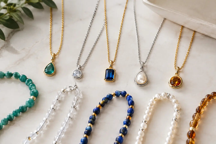 How to Match Pendants With Beads and Chains