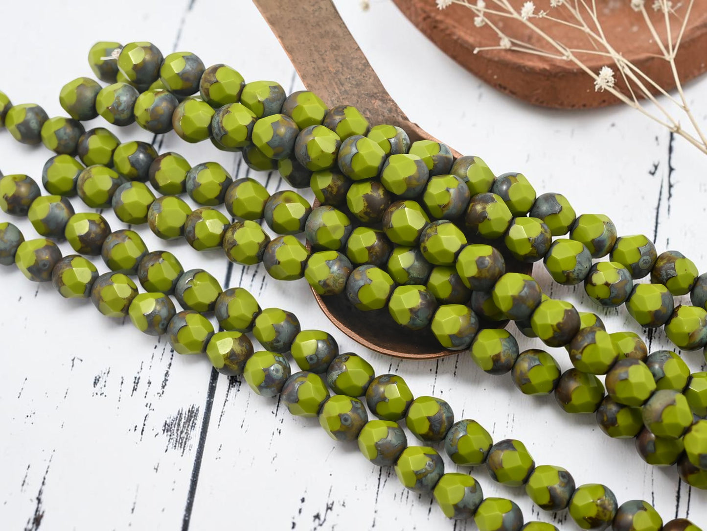 *19* 8mm Chartreuse Picasso Central Cut Beads