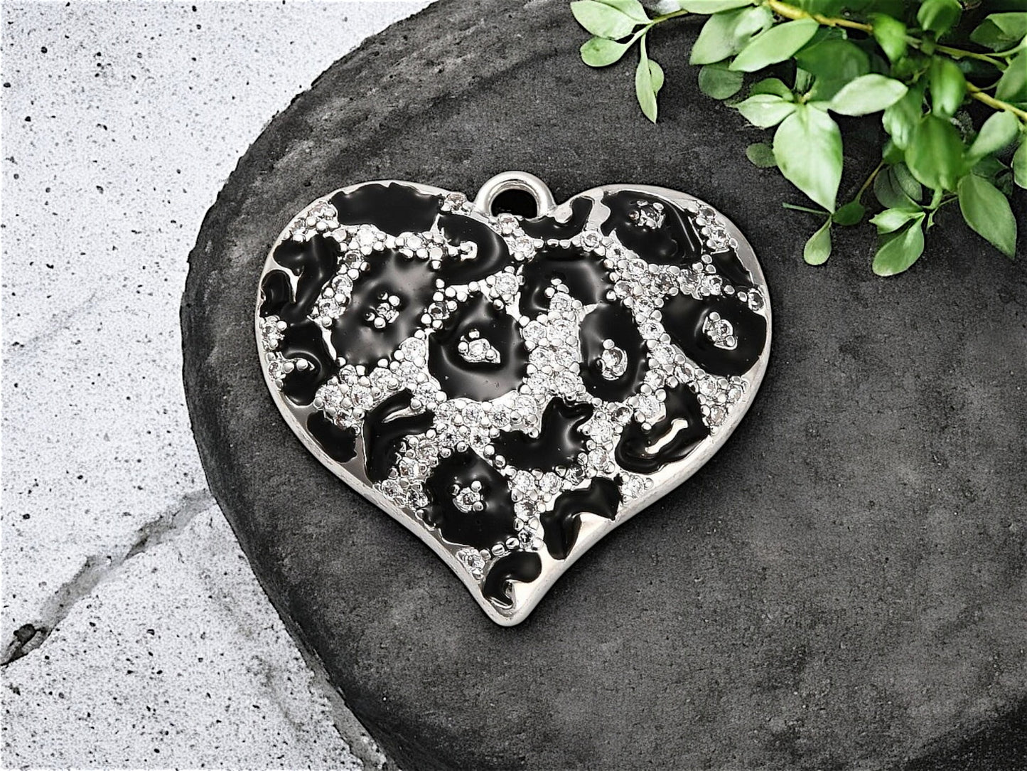 22x25mm Plated Brass Micro Pave CZ Leopard Heart Charms - Gold or Platinum