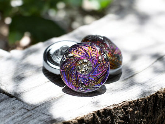 18mm Flower Leaves Button Volcano with Silver Accents - Czech Glass Buttons