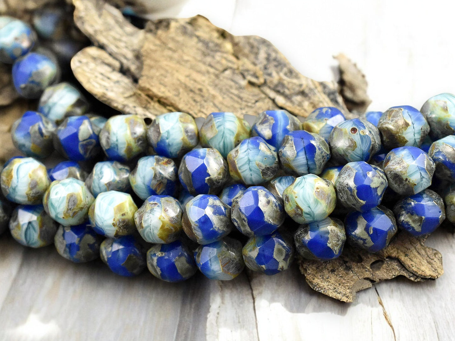 *15* 8mm Cobalt Turquoise Picasso Central Cut Round Beads