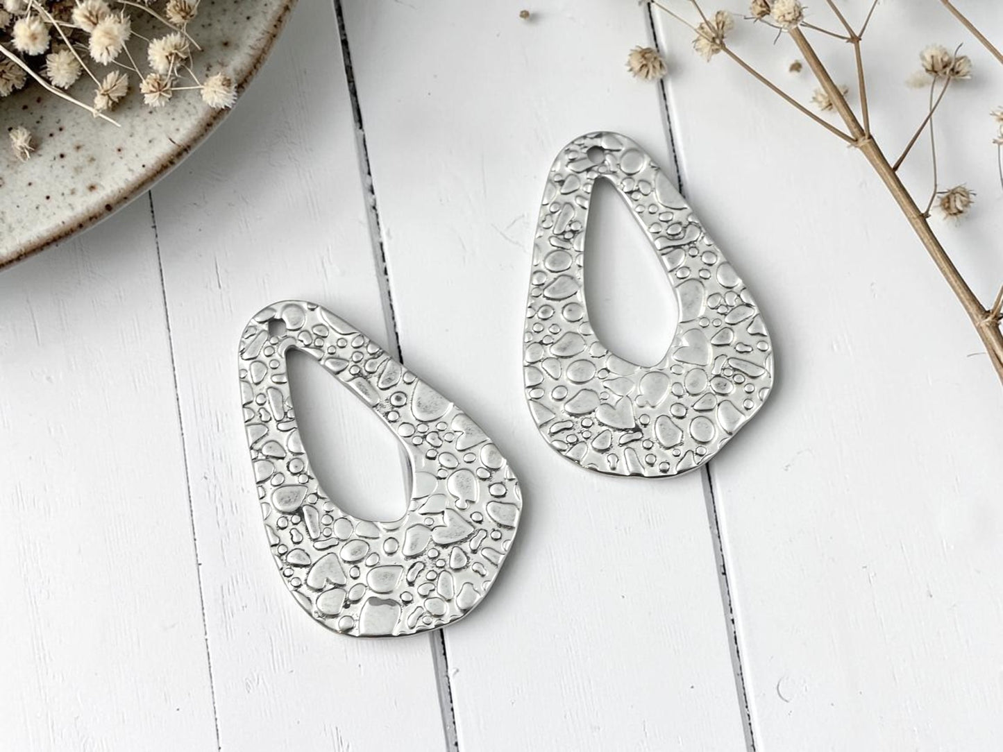 *2* 34x22mm 304 Stainless Steel Hammered Drop Charms