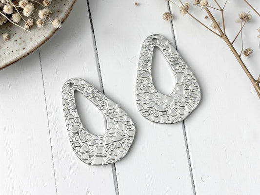 *2* 34x22mm 304 Stainless Steel Hammered Drop Charms