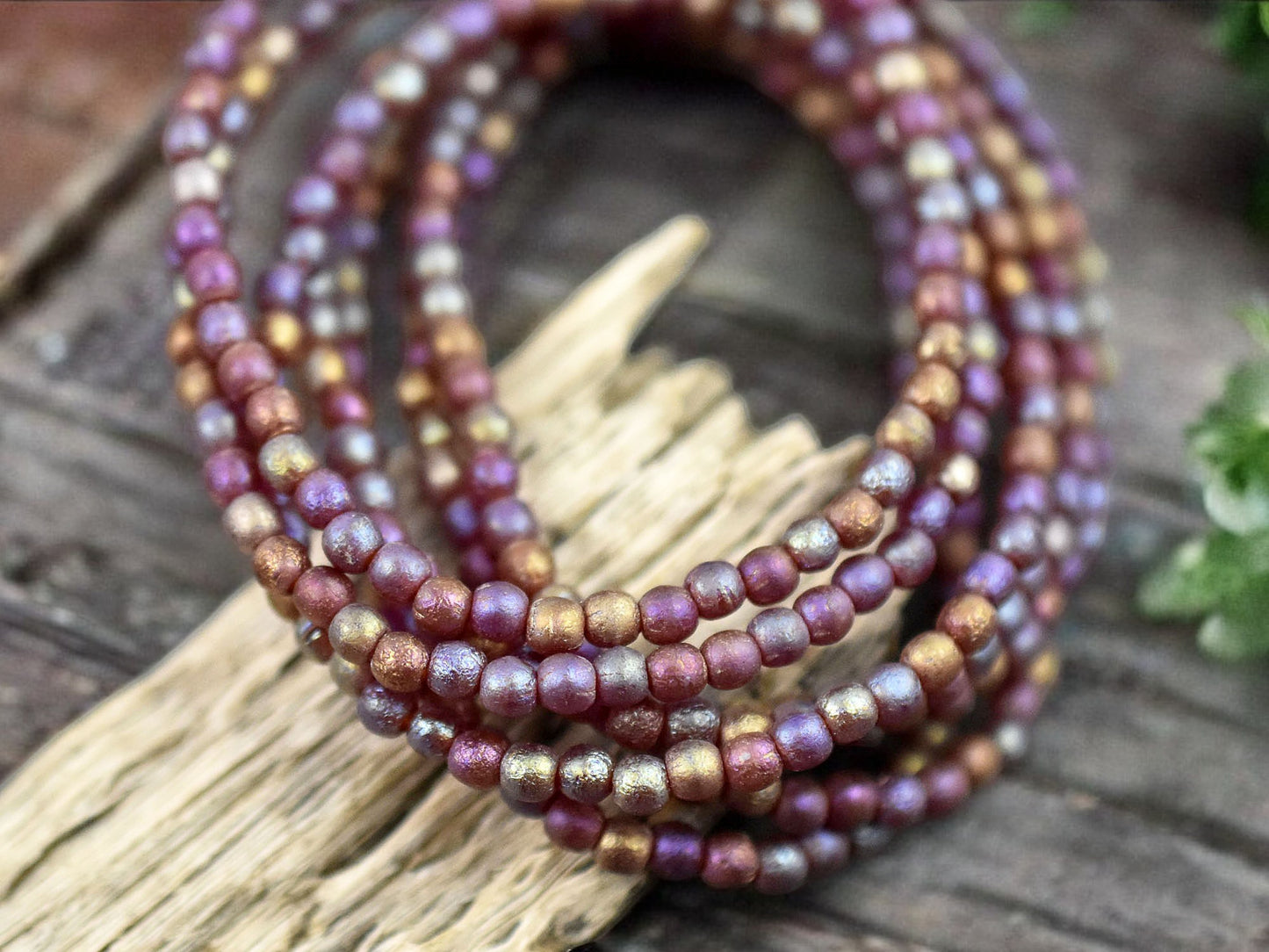 *50* 3mm Etched Hot Pink Luster Round Druk Beads