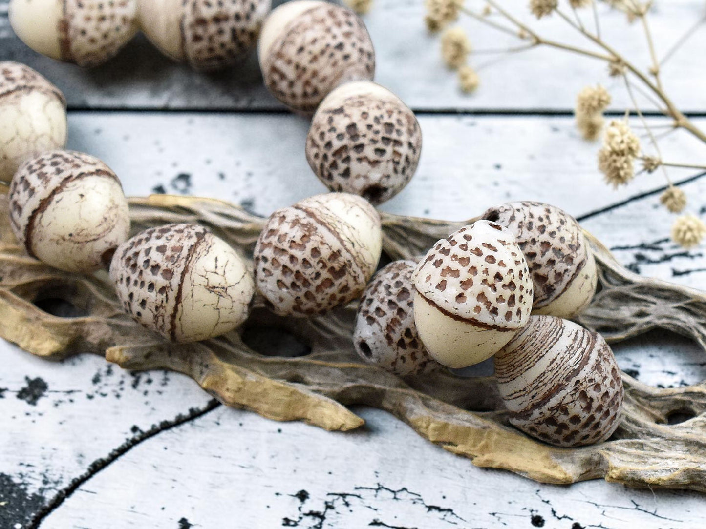 *8* 10x12mm Brown Washed Matte Opaque Ivory Acorn Oval Beads