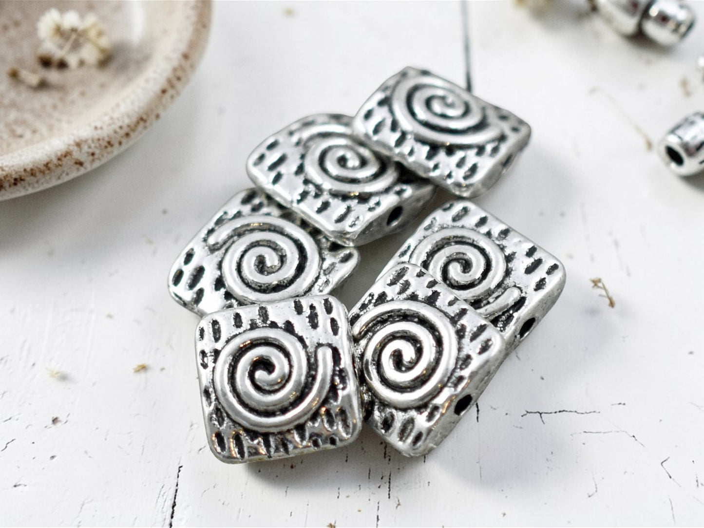 *50* 10mm Antique Silver Spiral Design Beveled Square Beads