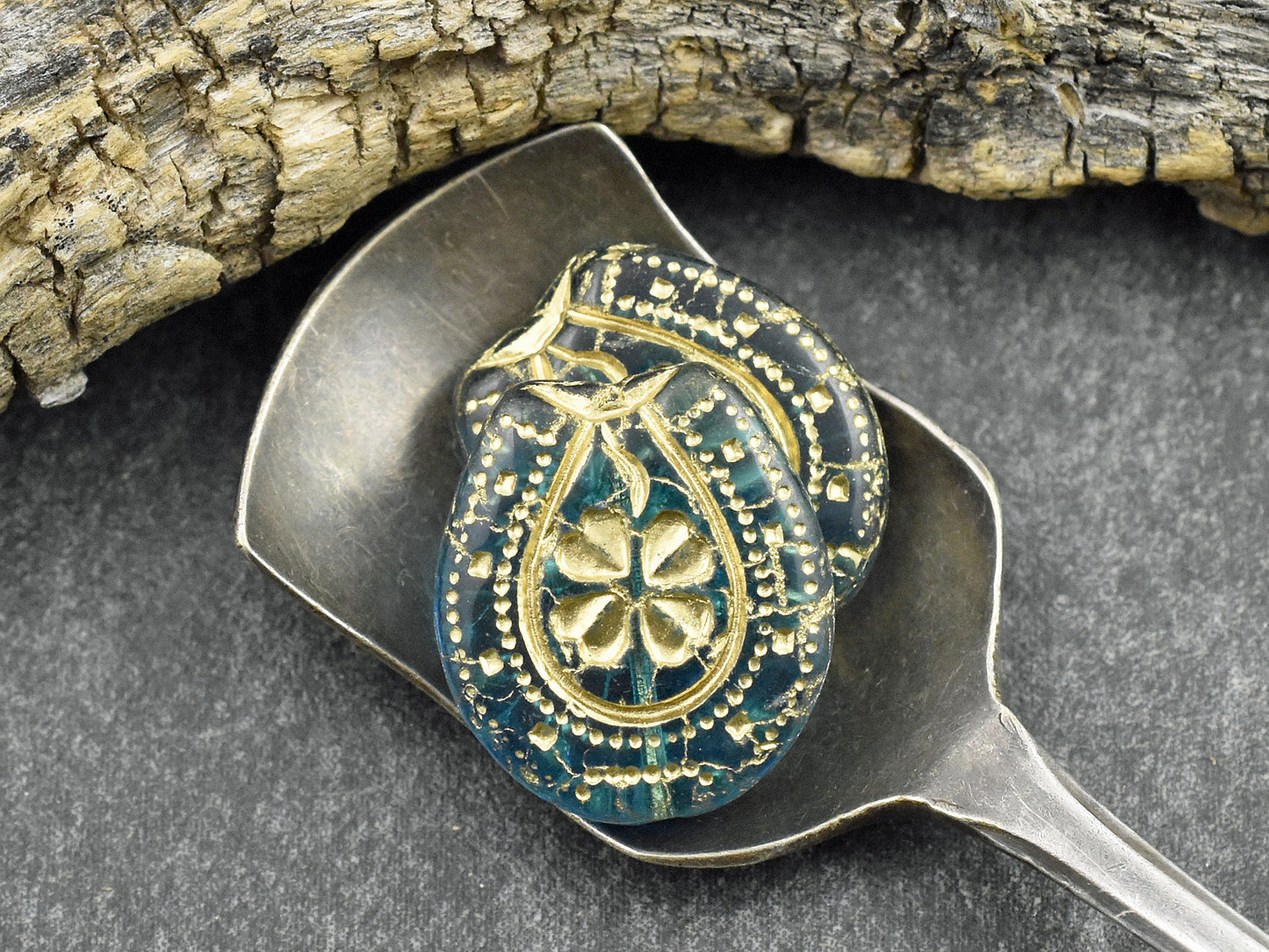 21x18mm Bronze Washed Blue Aqua Lucky Horseshoe Beads