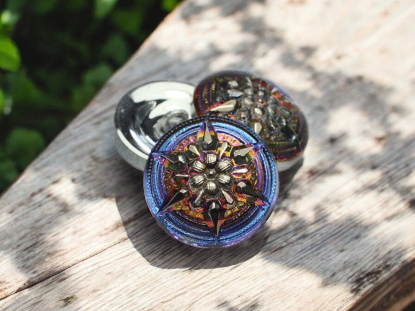 18mm Star Button Volcano with a Silver Star - Czech Glass Buttons