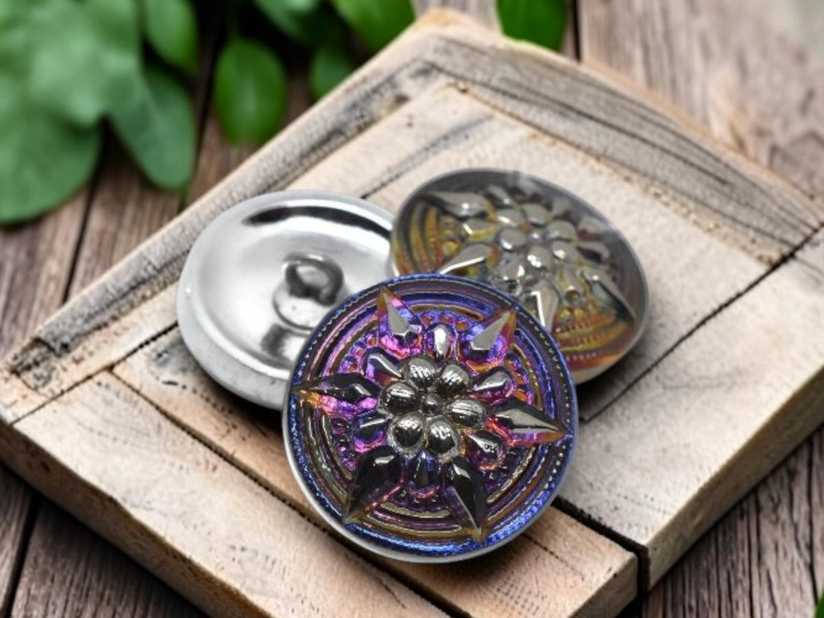 18mm Star Button Volcano with a Silver Star - Czech Glass Buttons