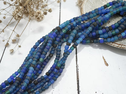 4-6mm Mixed Blue Replica Tradwinds Beads (23" Strand)