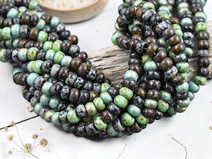 2/0 Aged Jade Jeweled Metallic Mix Seed Beads (20" Strand)