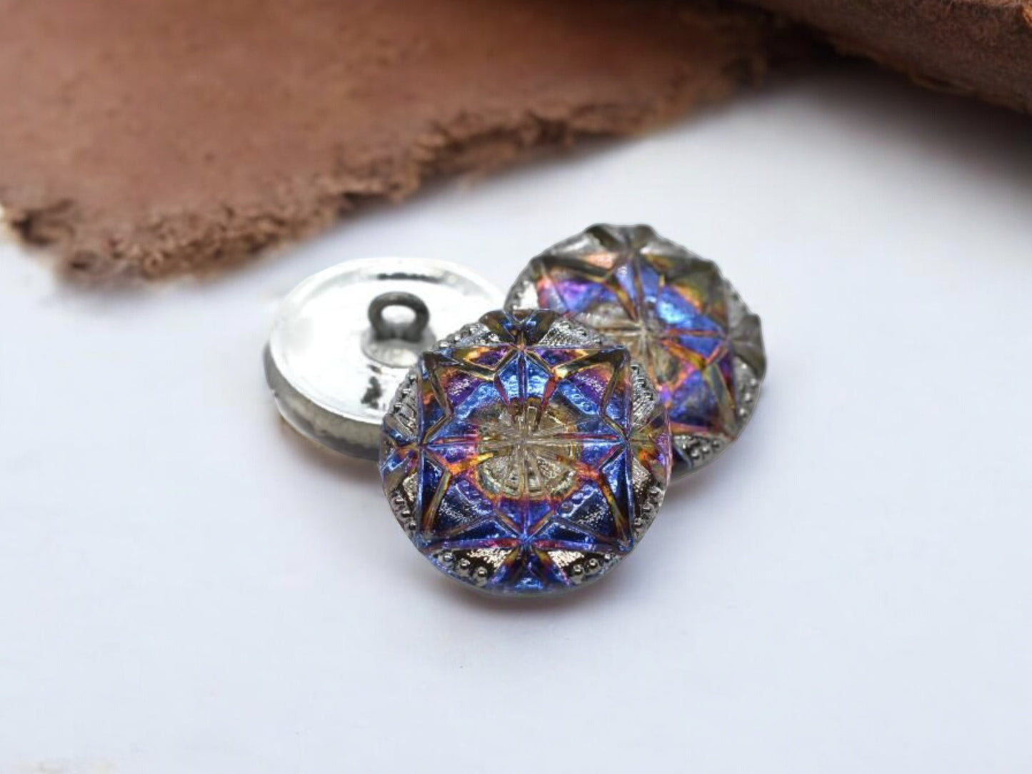 18mm Gem Button Volcano with Silver Accents - Czech Glass Buttons