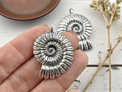 *2* 37x27mm Antique Silver Nautilus Pendants