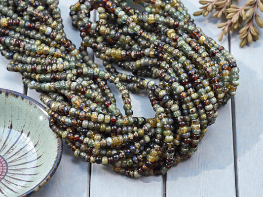 6/0 Aged Hornet Picasso Mix Seed Beads (22" Strand)