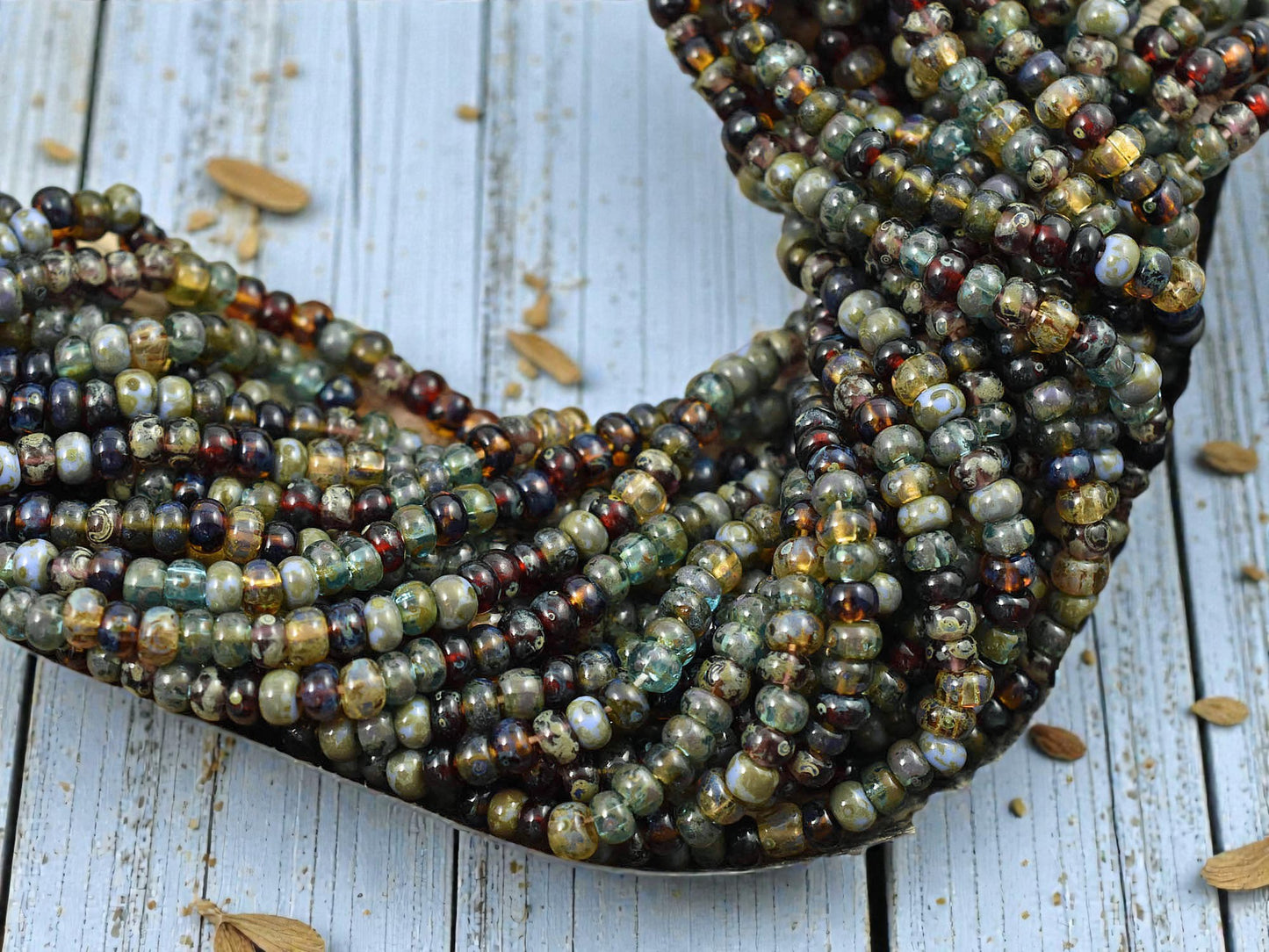 6/0 Aged Hornet Picasso Mix Seed Beads (22" Strand)