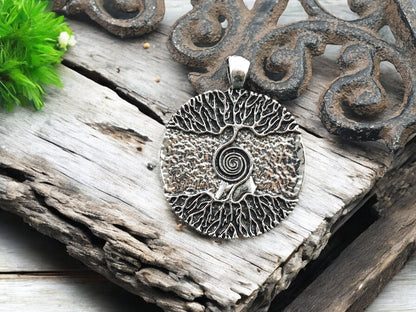 42x33mm Antique Silver Tree of Life Medallion Pendant