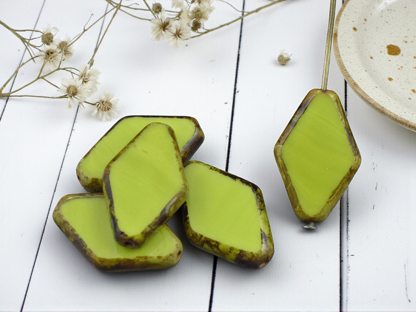 *10* 19x12mm Opaque Chartreuse Picasso Table Cut Diamond Beads