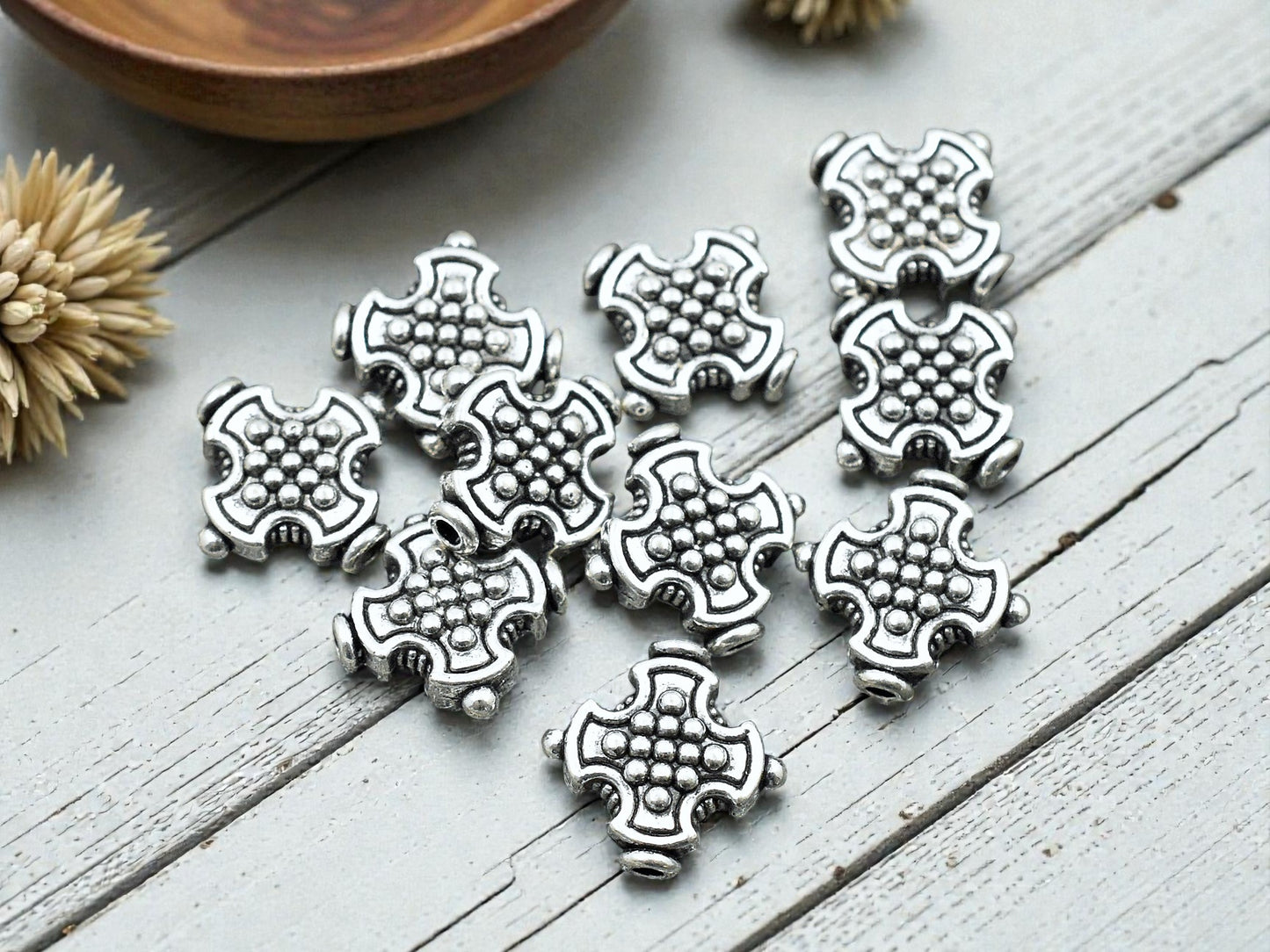 *20* 12mm Antique Silver Medieval Cross Beads