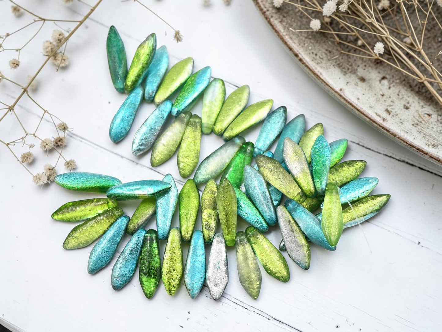 *25* 5x16mm Laguna Celestial Etched Dagger Beads