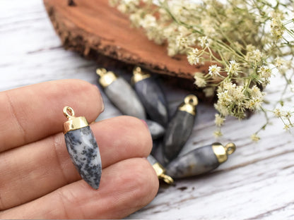 25-26mm Gold Tone Natural Flower Agate Pointed Bullet Pendant