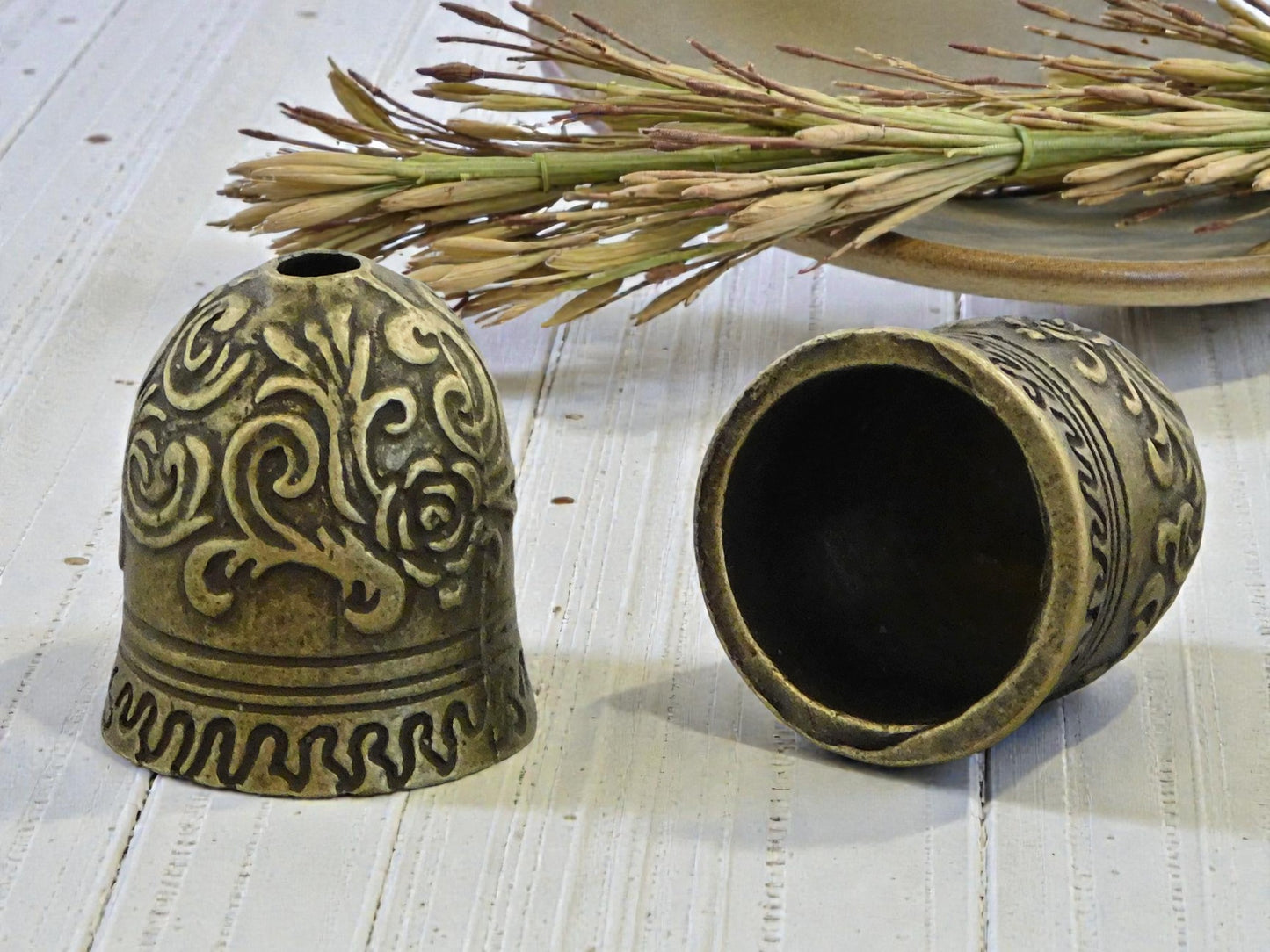 *2* 23x20mm Antique Bronze Ornate Bell Shaped Bead Caps