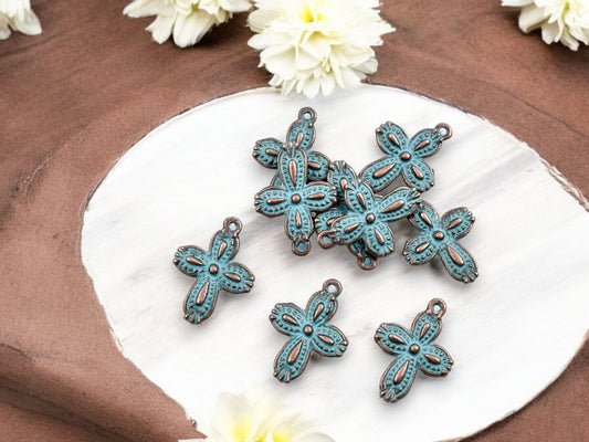 *50* 18x13mm Copper Patina Cross Charms