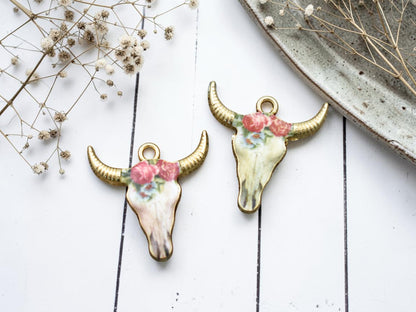 *10* 22x21mm Floral Enamel Cow Head Charms #3