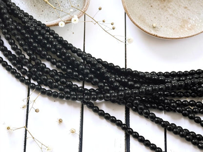 *50* 4mm Jet Black Round Druk Beads