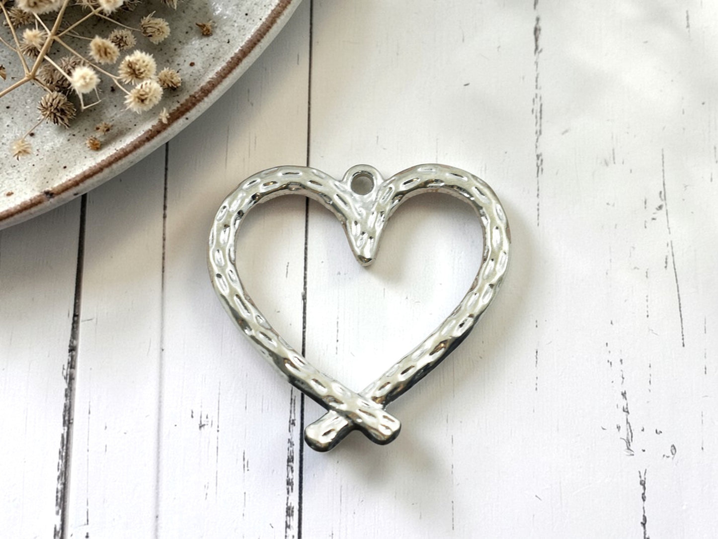 *10* 34x33mm Silver Textured Heart Pendants