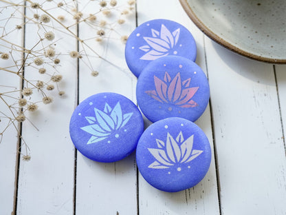 *8* 17mm Periwinkle AB Laser Tattoo Lotus Flower Coin Beads