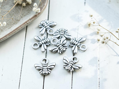 *50* 10x11mm Antique Silver Bee Charms